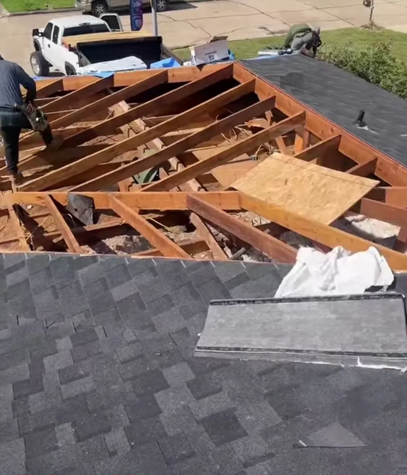 Full Roof Replacements - Premium Architectural Shingles